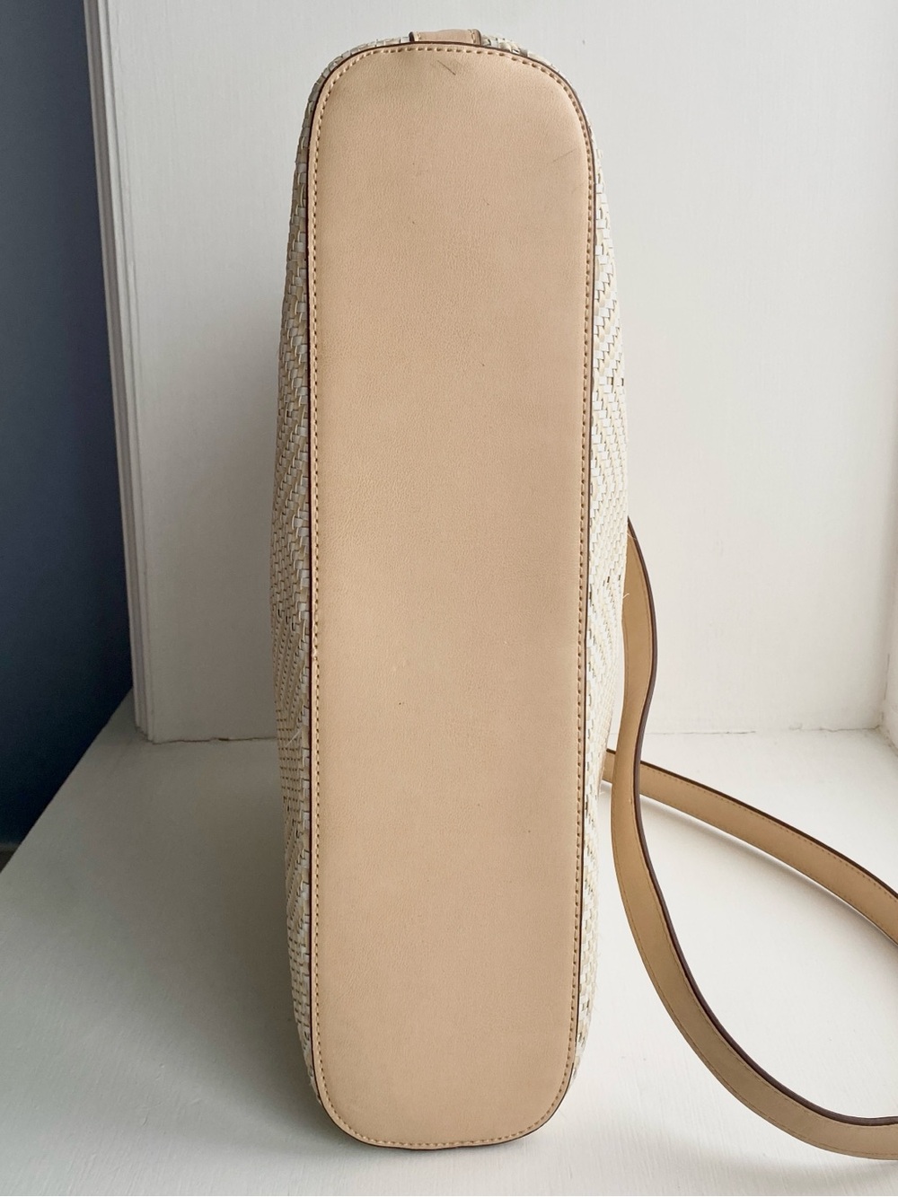 Stella & Dot Cream Woven Shoulder Bag with Tan Trim - Picture 6 of 8